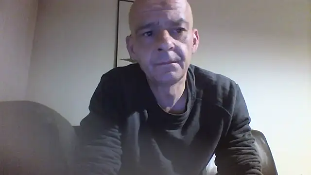 Snapshot of horndude187187 chatting on 01/05/25, 03:22 horndude187187 online show from 01/05/25, 03:22