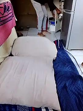 KMbesxxx online show from 01/06/26, 04:27