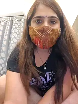 shreya1765 online show from 09/25/25, 11:47