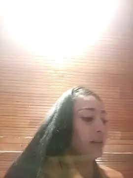 BELLA--26 online show from 02/03/25, 03:06