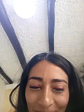 BELLA--26 online show from 03/18/25, 08:04