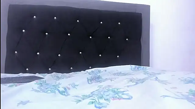 violetadumsper online show from 02/09/25, 08:54