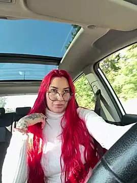 Mia-Fuchs online show from 10/02/25, 12:56