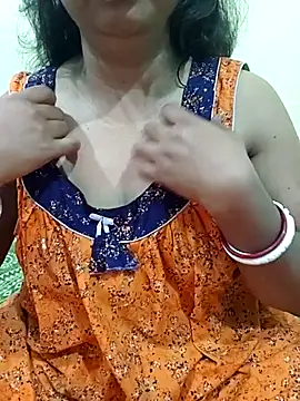  MilkyBar online show from 12/14/25, 02:39