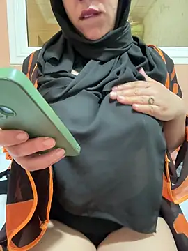 Snapshot of Sindrila_ chatting on 01/09/25, 11:25 Sindrila online show from 01/09/25, 11:25