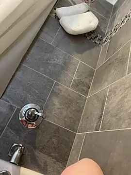 Ucsamiam online show from 04/07/26, 04:24