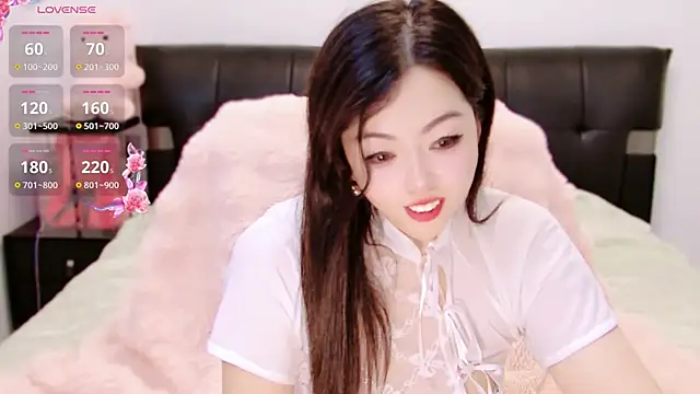 Snapshot of Mi--Manchi chatting on 06/23/26, 12:36 Mi--Manchi online show from 06/23/26, 12:36