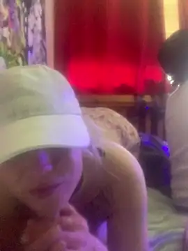 Snapshot of XxxDRAMAxxX chatting on 03/19/25, 06:23 XxxDRAMAxxX online show from 03/19/25, 06:23