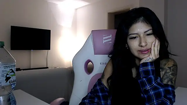 QueenFernanda online show from 01/11/25, 08:21