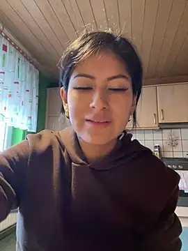 QueenFernanda online show from 02/11/25, 10:15