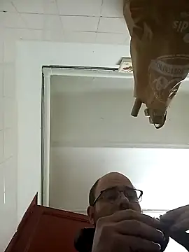 lorestes online show from 01/09/25, 08:13