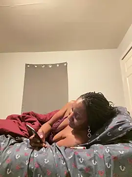 Yoshibaby2670 online show from 02/03/25, 04:46