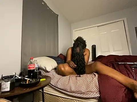 Yoshibaby2670 online show from 03/15/25, 07:42