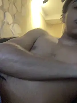 Snapshot of DobyingSulfur chatting on 10/24/25, 02:02 DobyingSulfur online show from 10/24/25, 02:02