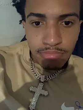 Snapshot of DobyingSulfur chatting on 11/17/25, 02:39 DobyingSulfur online show from 11/17/25, 02:39