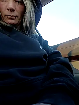 RaBbiTt530 online show from 04/20/26, 02:20