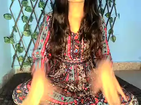 SIYA MAVI online show from 01/13/25, 12:13