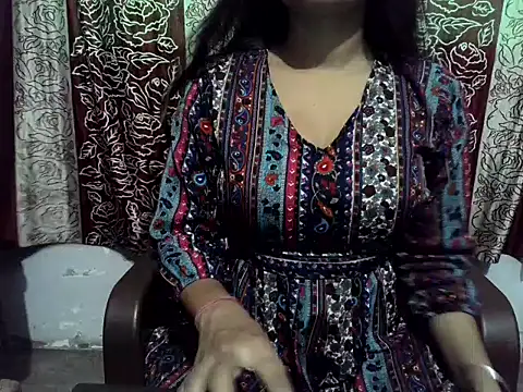 SIYA MAVI online show from 10/05/25, 02:21