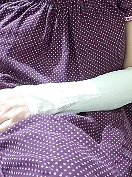 mallupriyapriya online show from 03/17/25, 05:16