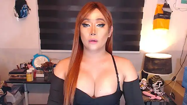 Snapshot of MistressJewel chatting on 01/06/25, 09:11 MistressJewel online show from 01/06/25, 09:11