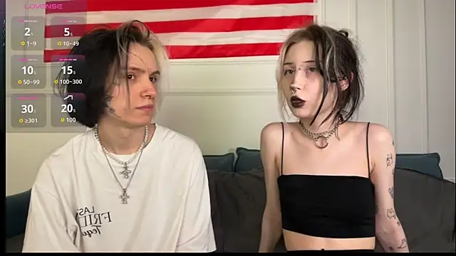 Snapshot of VeryRare_TwinS chatting on 04/16/26, 03:13 VeryRare TwinS online show from 04/16/26, 03:13