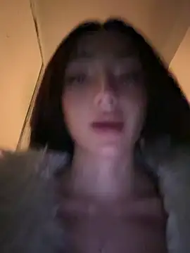 Maddy Jones online show from 01/28/25, 06:07