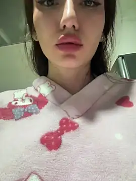 Maddy Jones online show from 02/15/25, 04:25