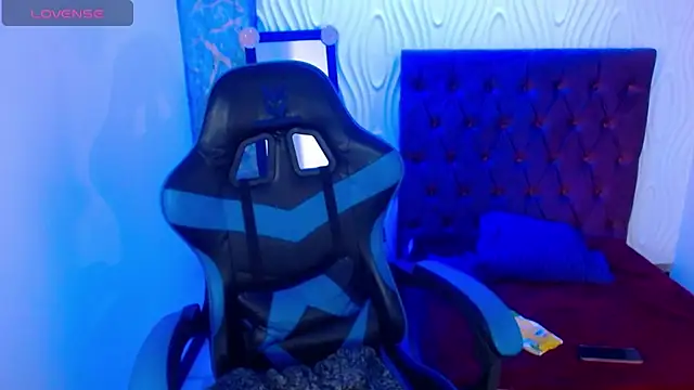 Anniee x online show from 03/19/25, 12:56