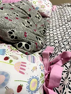 Your Pleasure1 online show from 11/17/25, 02:39