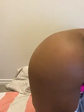 Snapshot of AwkwardJasminee chatting on 09/09/25, 04:45 AwkwardJasminee online show from 09/09/25, 04:45