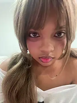 Snapshot of AwkwardJasminee chatting on 11/03/25, 10:49 AwkwardJasminee online show from 11/03/25, 10:49