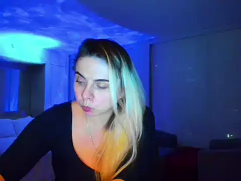 HappyIva online show from 02/04/25, 12:22