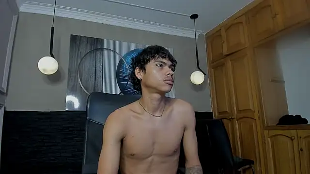 Snapshot of adam_piarse01 chatting on 02/09/25, 09:17 adam piarse01 online show from 02/09/25, 09:17