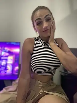 Samantha bigboobs online show from 01/08/25, 01:42