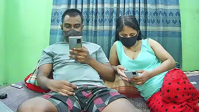 Hot Nila online show from 09/28/25, 03:01