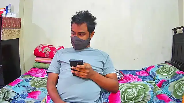 Snapshot of Hot_Nila chatting on 12/23/25, 03:15 Hot Nila online show from 12/23/25, 03:15