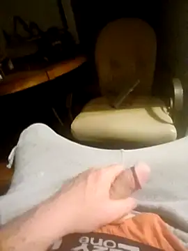 Snapshot of douchydan42 chatting on 01/22/25, 11:56 douchydan42 online show from 01/22/25, 11:56