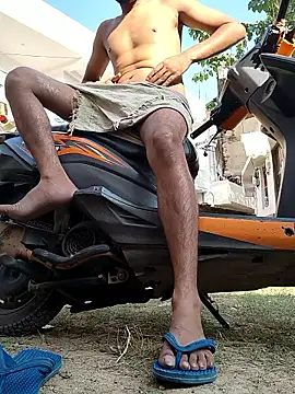 aryan 8051 online show from 11/13/25, 08:57