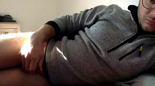 Snapshot of coquin5995 chatting on 02/01/25, 11:10 coquin5995 online show from 02/01/25, 11:10