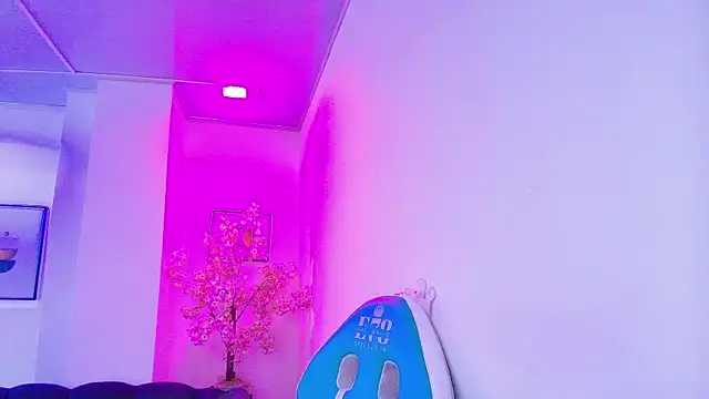 Arianna sweeet online show from 05/20/26, 03:45
