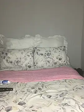 sexytinashe21 online show from 02/18/26, 08:16