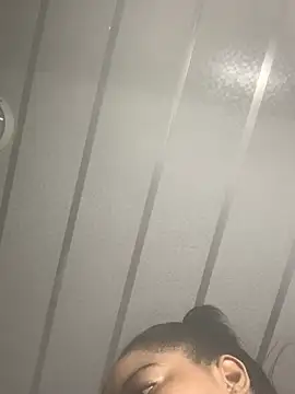 sexytinashe21 online show from 02/27/26, 07:36