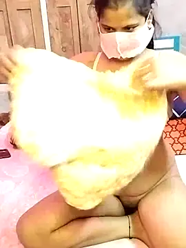 nikitacute23 online show from 03/13/25, 11:08