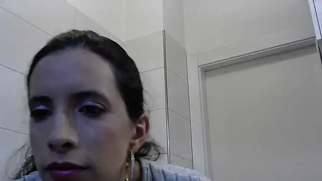 amabel zambrano online show from 01/09/25, 08:34