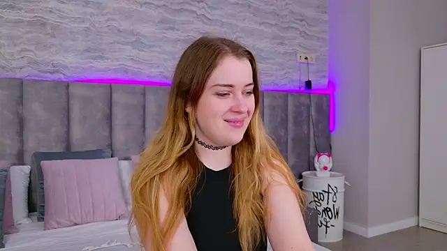 EllieGarson online show from 03/18/25, 05:10