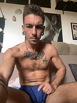 Cescotek89 online show from 01/04/25, 01:42