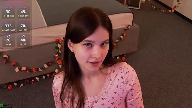 Rina Red online show from 04/13/26, 01:44