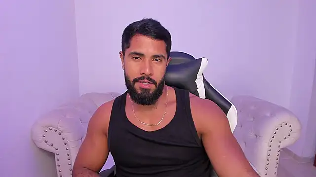 Santiago huntt online show from 12/23/25, 01:25