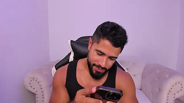 Santiago huntt online show from 03/04/26, 08:48