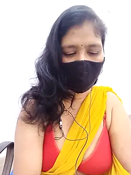 Snapshot of Lucky-Deepthi chatting on 11/28/25, 07:27 Lucky-Deepthi online show from 11/28/25, 07:27